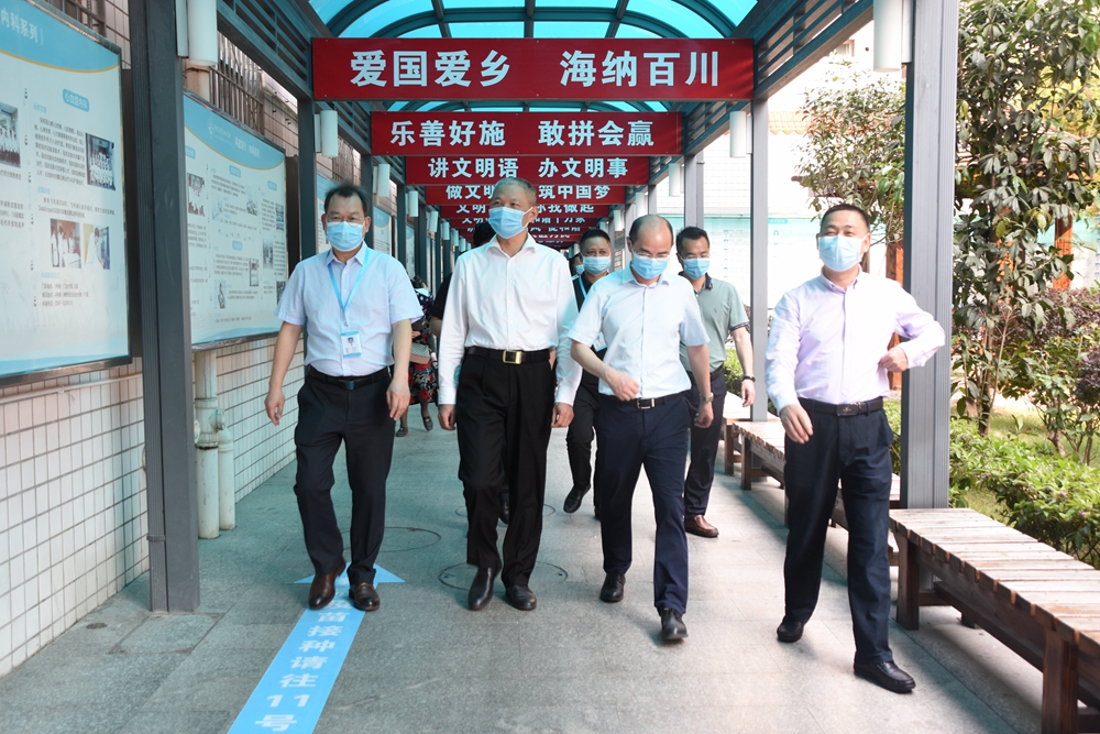 西藏昌都市边坝县陈良斌副书记一行前往我院调研